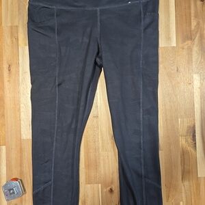 Marika Cropped Compression Black Camo Leggings Size XL